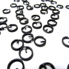 Matt Black 5mm Split Rings Matt Black 5mm Split Rings